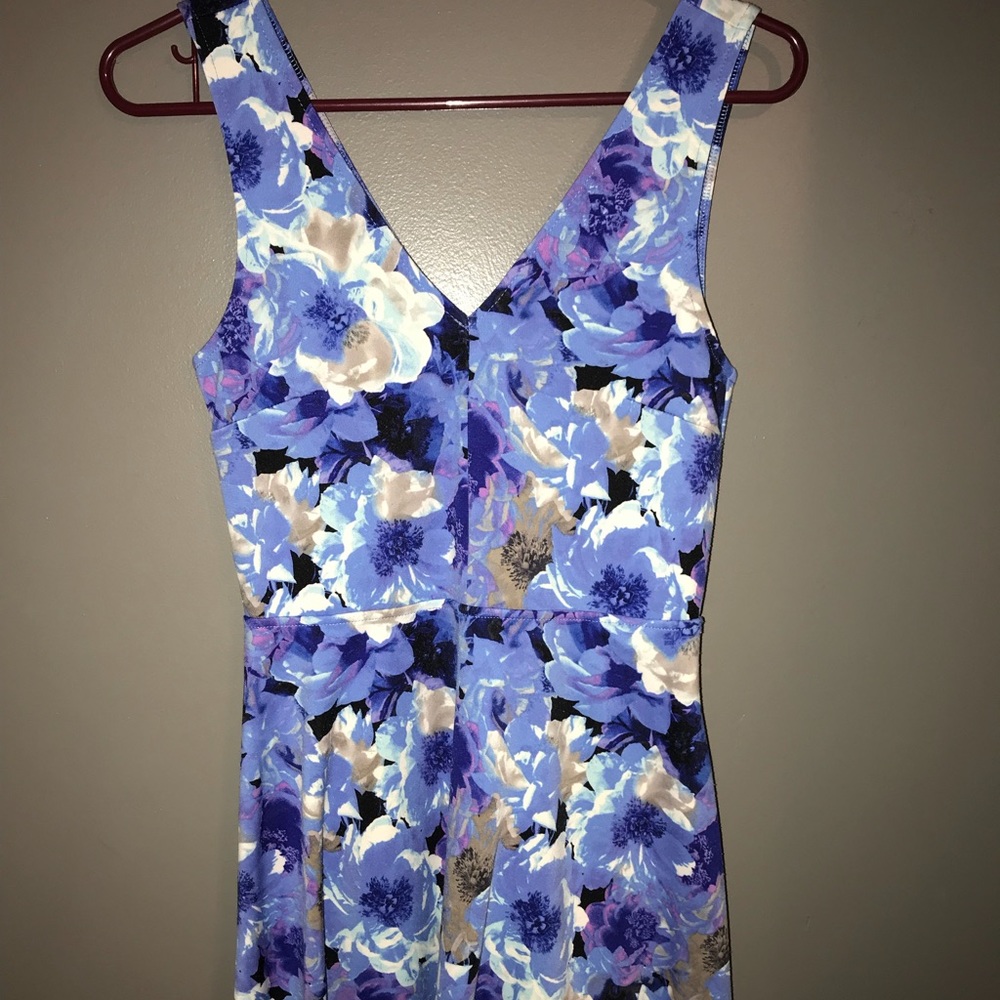 Mini dress